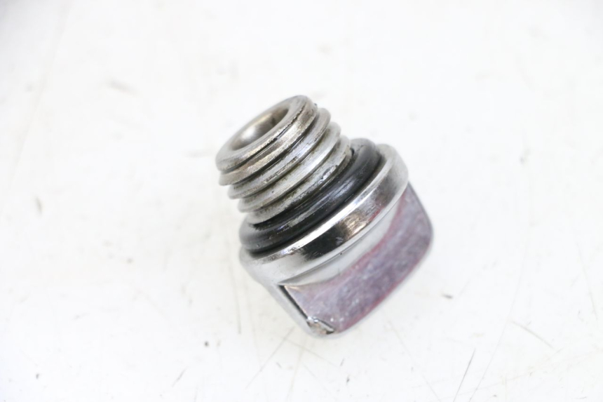 photo de OLIEKARTERDOP KYMCO ZING 125 (1997 - 2003) - Andere kijkhoek