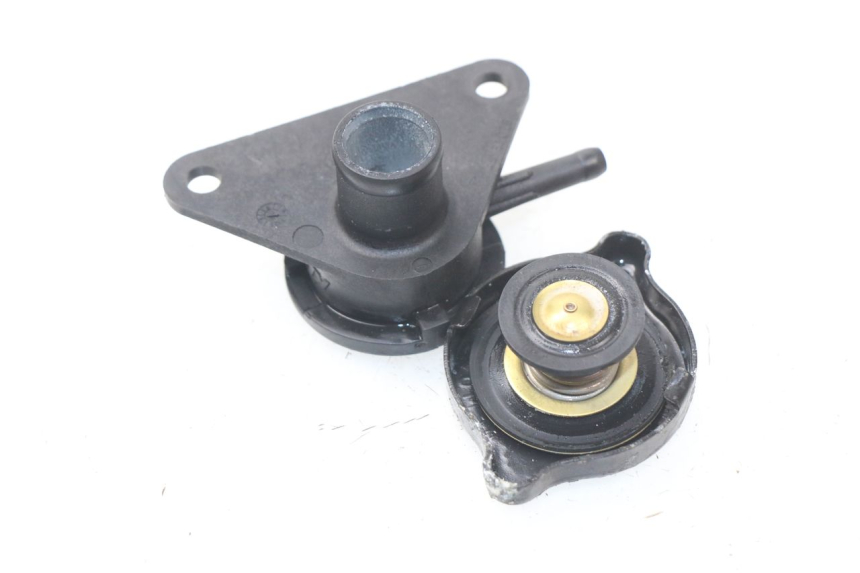 photo de RADIATEURDOP SUZUKI BURGMAN 125 (2007 - 2014) - Zoom op gebruiksstaat