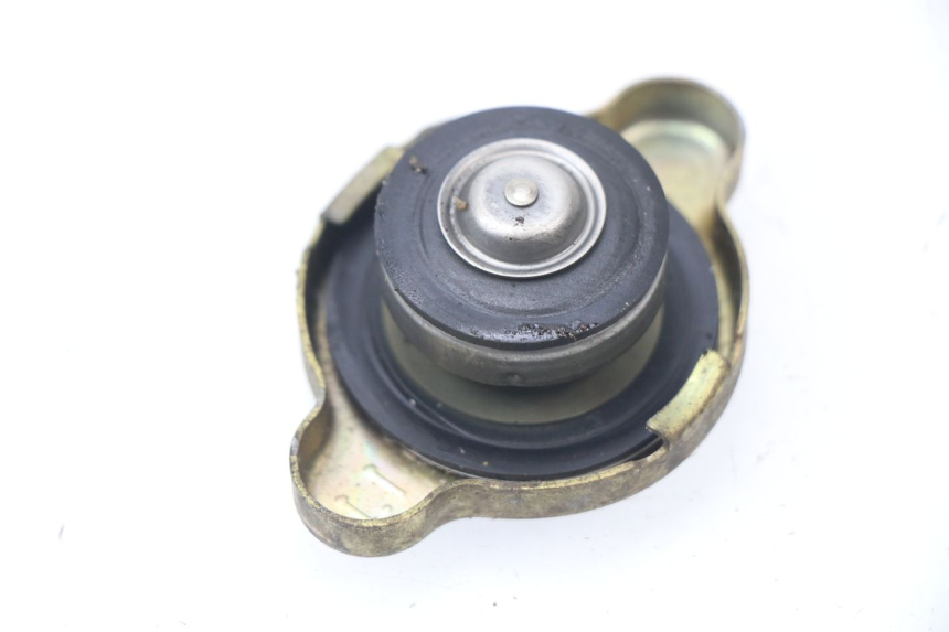photo de RADIATEURDOP HONDA CBR 929 RR FIREBLADE 900 (2000 - 2001) - Detail van het onderdeel