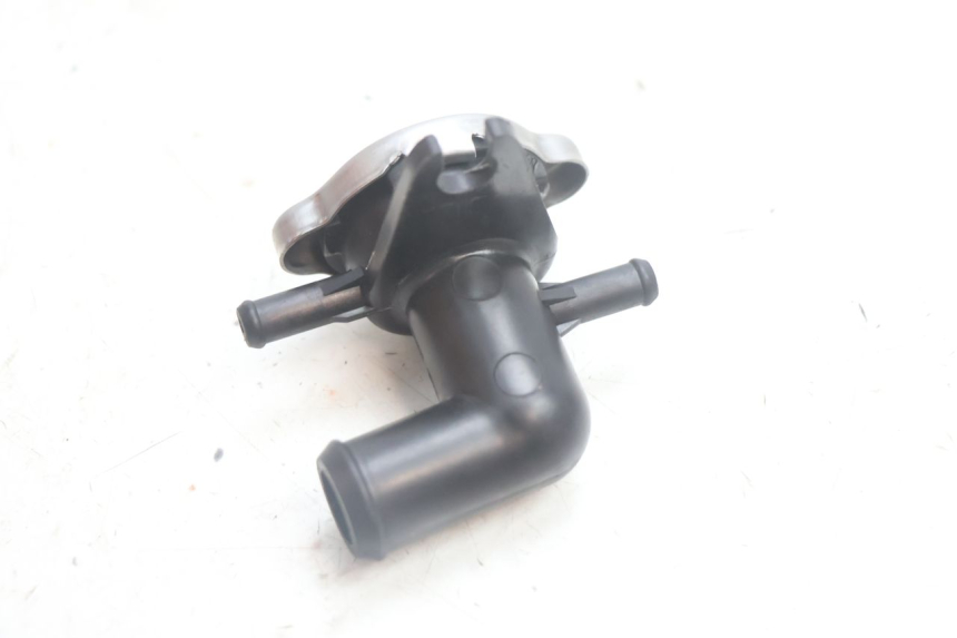 photo de RADIATEURDOP HONDA FJS SILVER WING SILVERWING 400 (2005 - 2008) - Andere kijkhoek