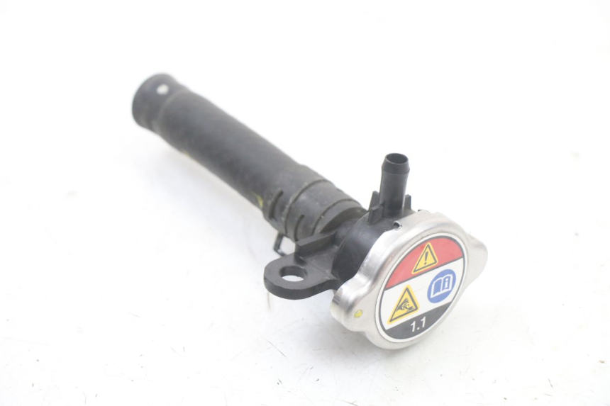 photo de RADIATEURDOP HONDA SH i 300 (2015 - 2020) - Detail van het onderdeel