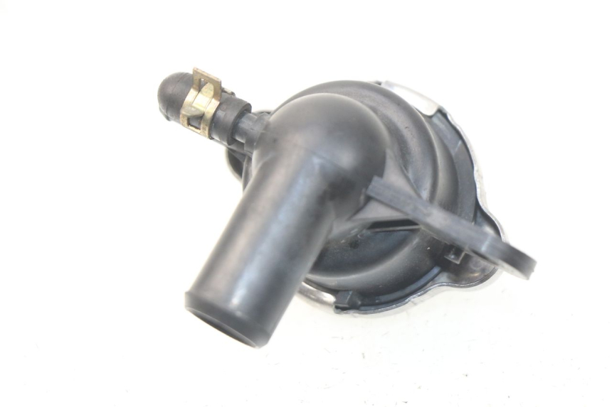 photo de RADIATEURDOP SYM JOYMAX 250 (2013 - 2017) - Detail van het onderdeel