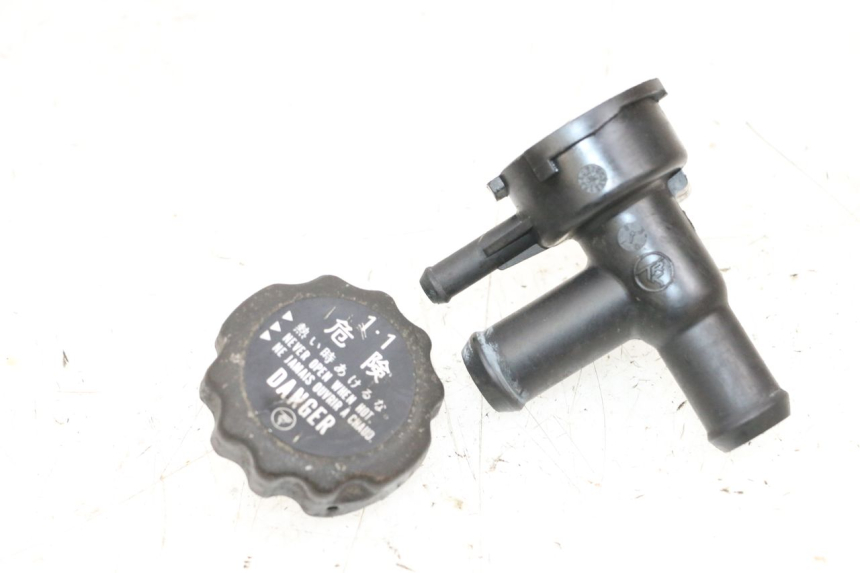 photo de RADIATEURDOP HONDA NSR R 125 (1994 - 2003) - Hoofdaanzicht