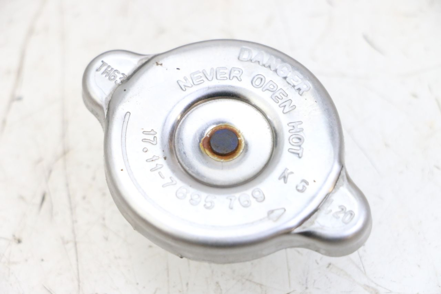 photo de RADIATEURDOP BMW S RR ABS S1000RR 1000 (2015 - 2018) - Detail van het onderdeel