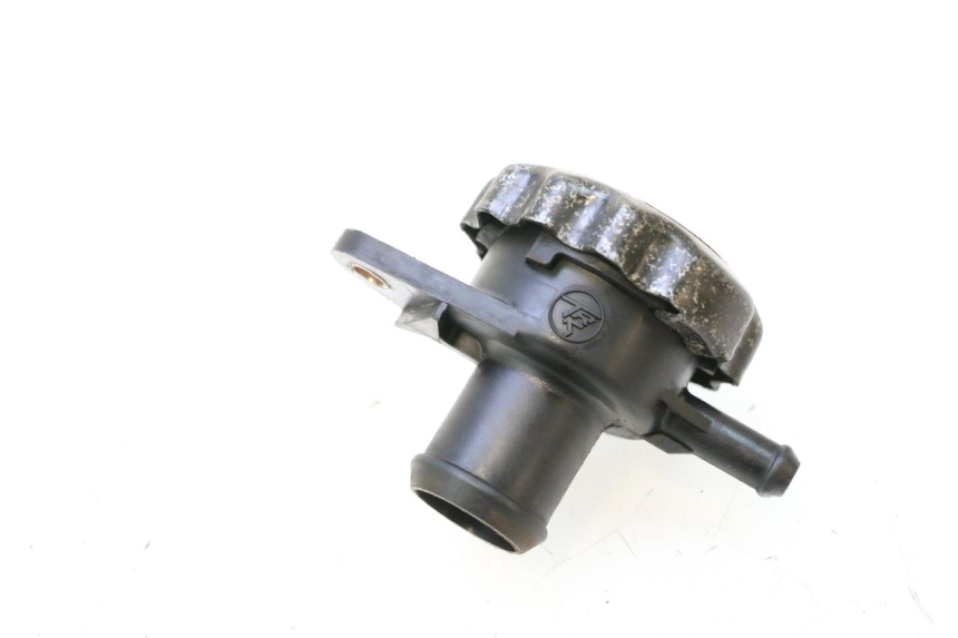 photo de RADIATEURDOP YAMAHA YP MAJESTY 125 (1998 - 2001) - Detail van het onderdeel