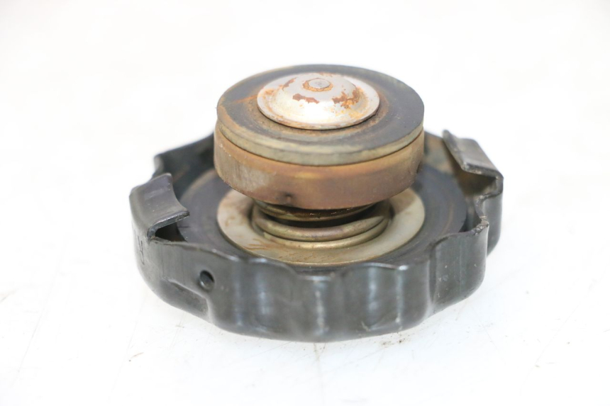 photo de RADIATEURDOP YAMAHA YP MAJESTY 125 (1998 - 2001) - Detail van het onderdeel