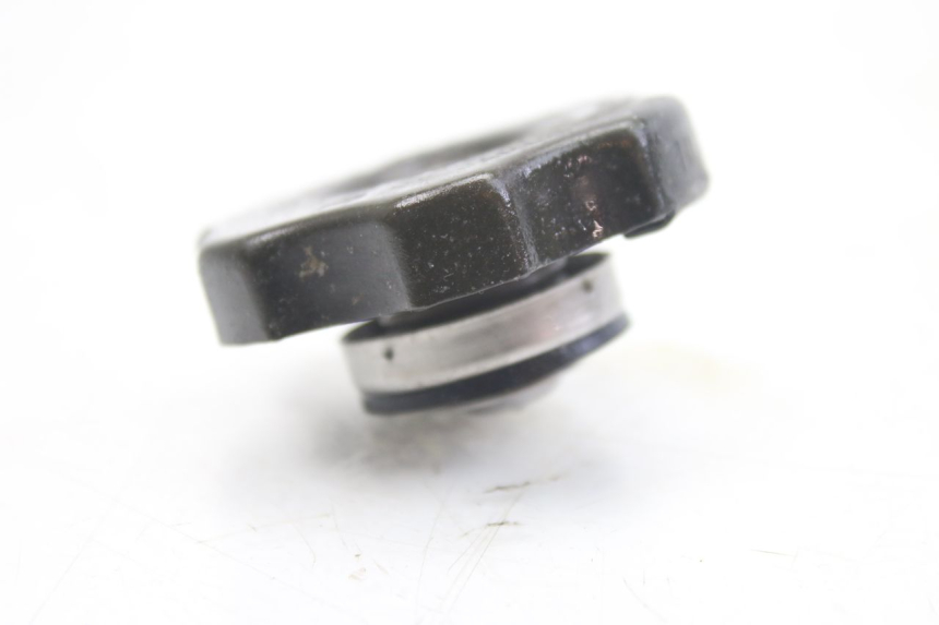 photo de RADIATEURDOP KAWASAKI ZZR 600 (1995 - 2004) - Detail van het onderdeel