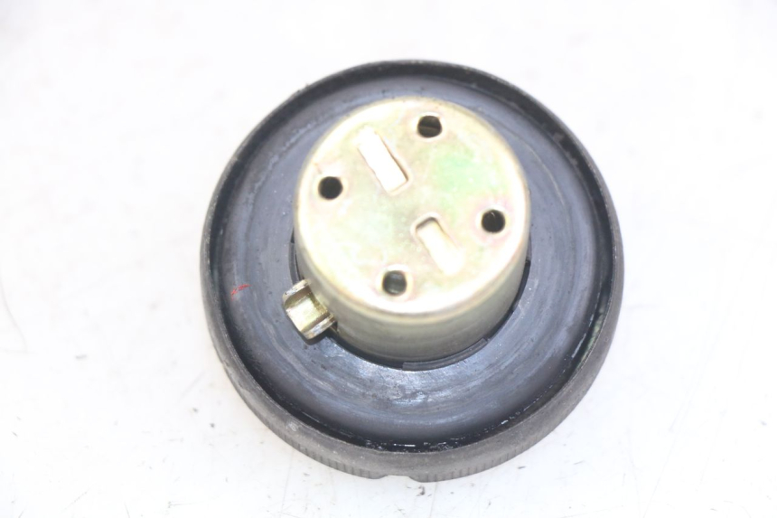 photo de BRANDSTOFFEDEKSEL HONDA FES PANTHEON 2T 125 (1998 - 2002) - Detail van het onderdeel