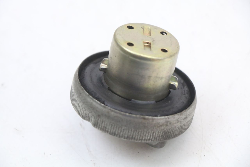 photo de BRANDSTOFFEDEKSEL HONDA FES PANTHEON 2T 125 (1998 - 2002) - Zoom op gebruiksstaat