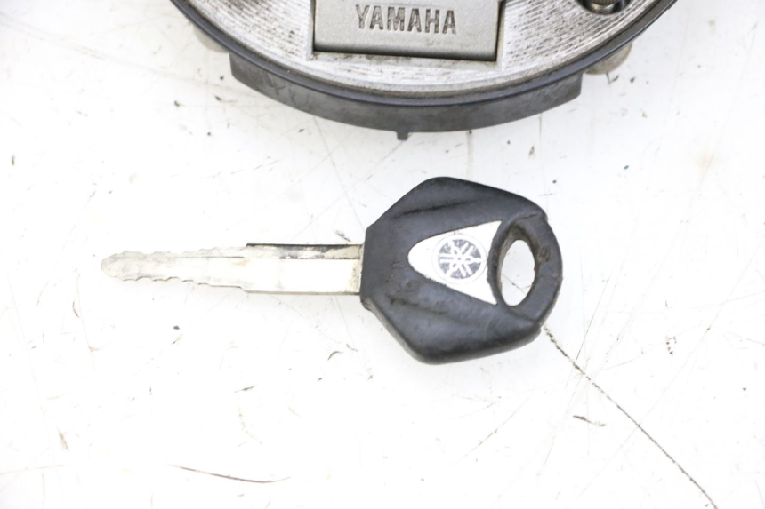 photo de BRANDSTOFFEDEKSEL TANK YAMAHA FJR ABS 1300 (2006 - 2012) - Staat van het oppervlak