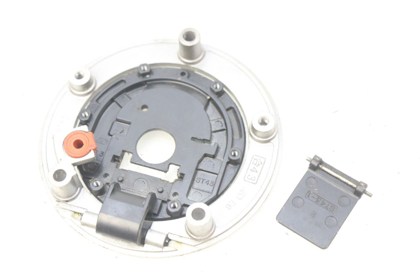 photo de BRANDSTOFFENDOP TANK SUZUKI GSX-R GSXR 750 (2011 - 2016) - Andere kijkhoek