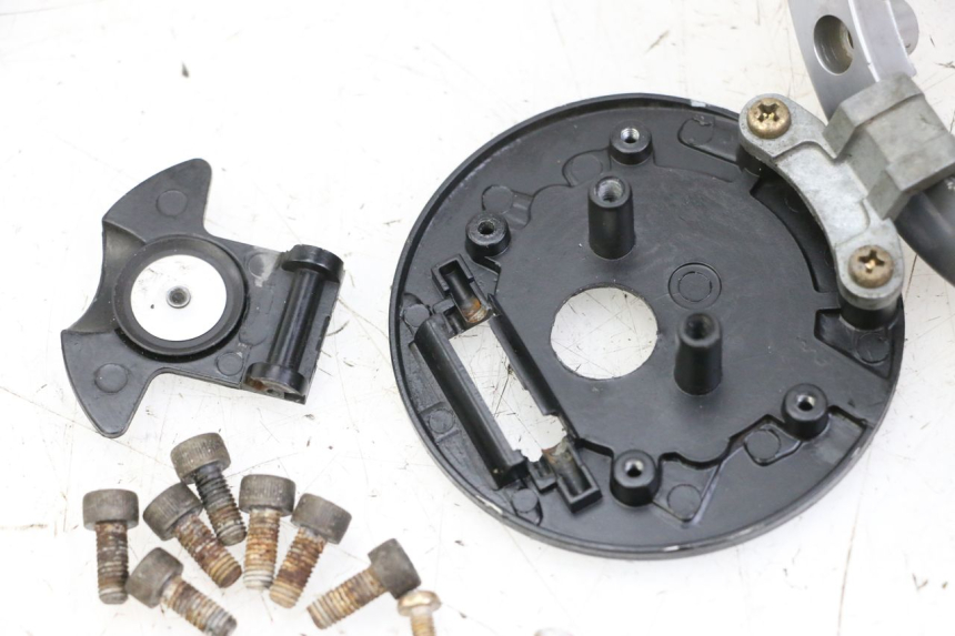 photo de BRANDSTOFFENDOP KAWASAKI ZR7 ZR-7 S 750 (1999 - 2004) - Andere kijkhoek