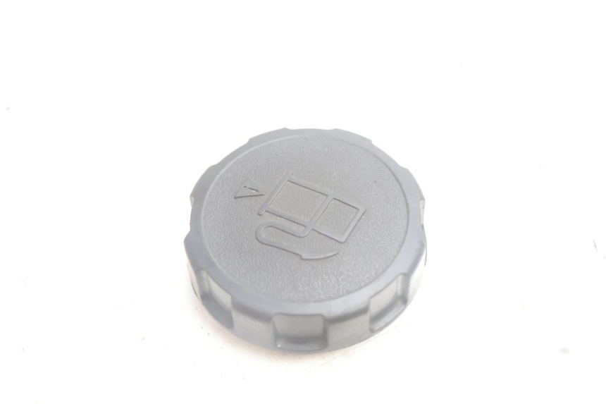 photo de BRANDSTOFFEDEKSEL TANK PEUGEOT KISBEE 4T 50 (2010 - 2017) - Detail van het onderdeel