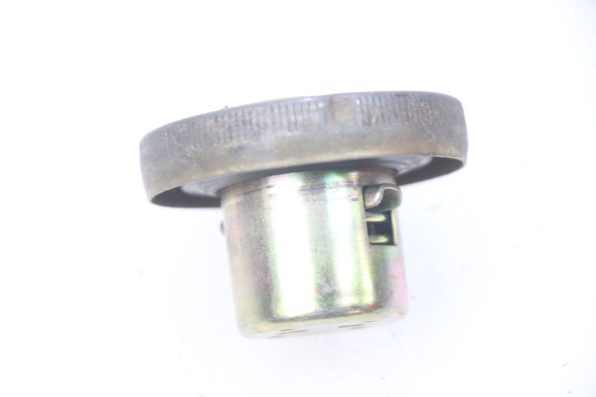 photo de BRANDSTOFFEDEKSEL TANK SYM ORBIT 2 2T 50 (2008 - 2018) - Zoom op gebruiksstaat