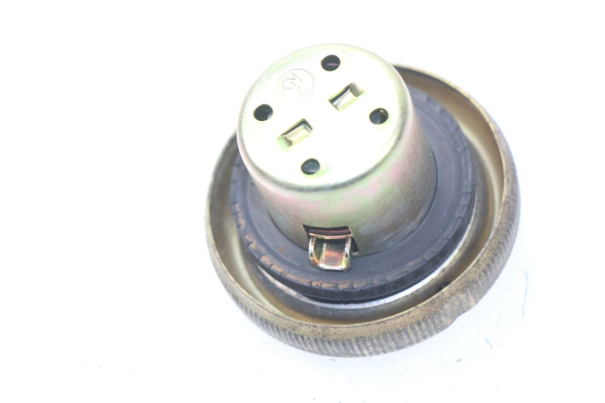 photo de BRANDSTOFFEDEKSEL TANK SYM ORBIT 2 4T 50 (2008 - 2017) - Zoom op gebruiksstaat