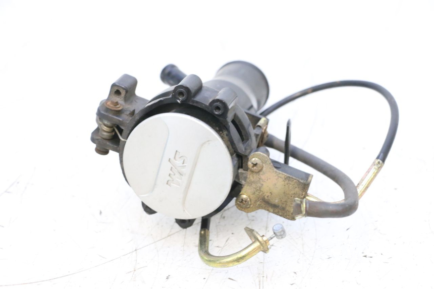 photo de BRANDSTOFFEDEKSEL TANK SYM ORBIT III 3 4T 50 (2018 - 2021) - Technische close-up
