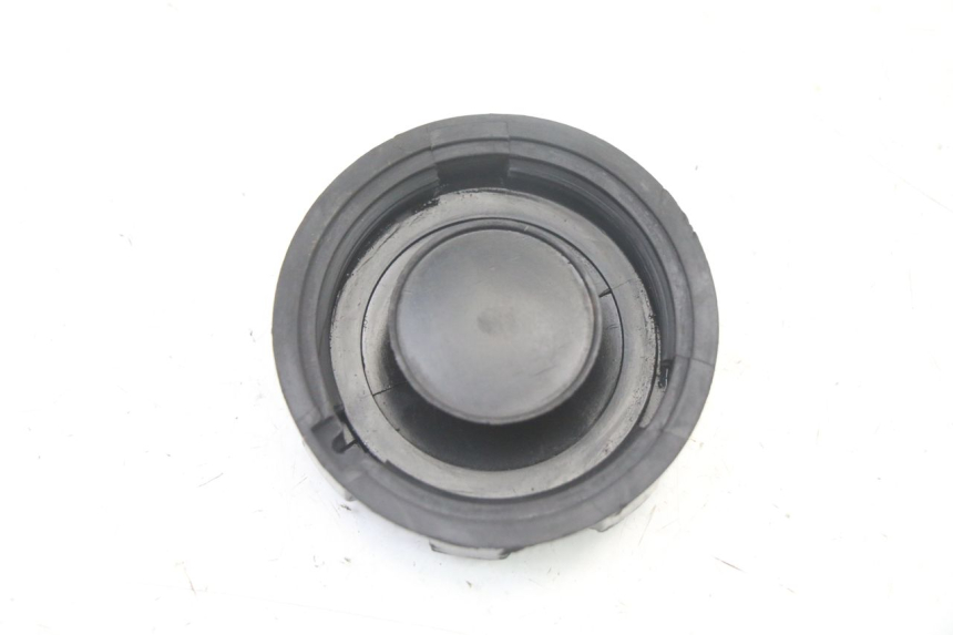 photo de BRANDSTOFFEDEKSEL TANK PEUGEOT KISBEE 2T 50 (2010 - 2017) - Zoom op gebruiksstaat