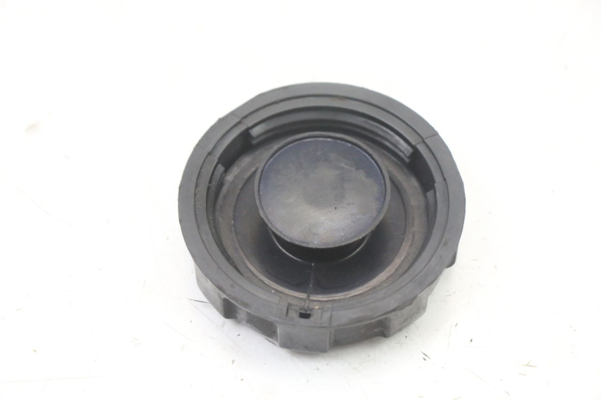 photo de BRANDSTOFFEDEKSEL TANK PEUGEOT KISBEE 4T 50 (2018 - 2022) - Zoom op gebruiksstaat