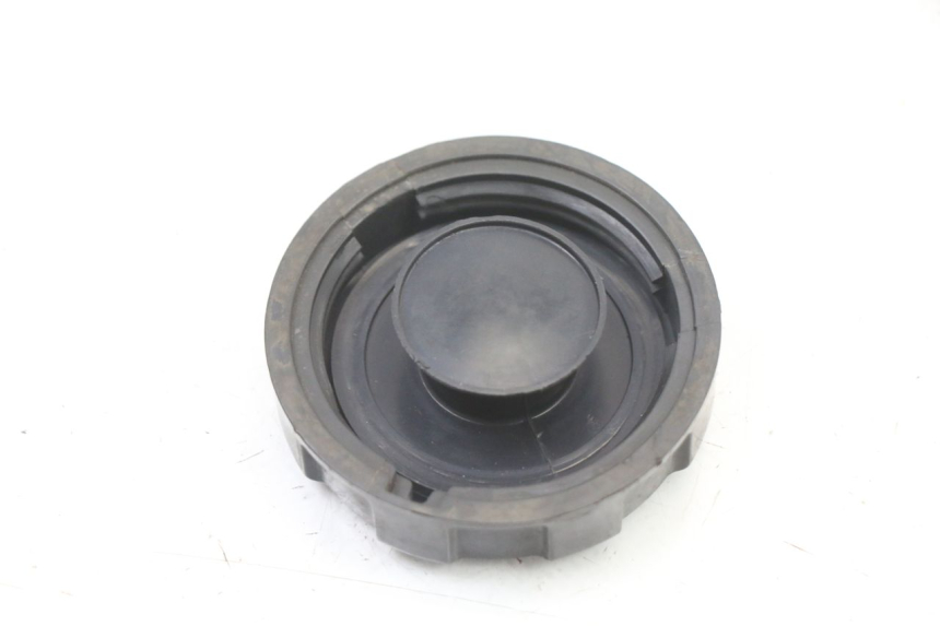 photo de BRANDSTOFFEDEKSEL TANK PEUGEOT KISBEE 4T 50 (2018 - 2022) - Zoom op gebruiksstaat