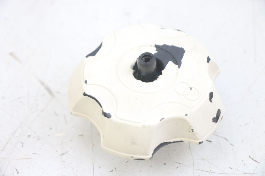 photo de BRANDSTOFFENDEKSEL TANK GILERA RK 50 (1996 - 1999) - Detail van het onderdeel