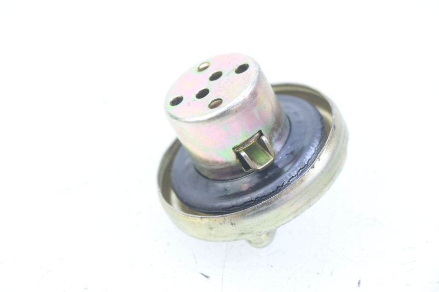 photo de BRANDSTOFFENDEKSEL TANK JM MOTORS SANTANA 50 (2014 - 2023) - Detail van het onderdeel