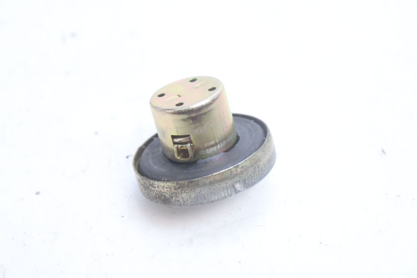 photo de BRANDSTOFFEDEKSEL TANK HONDA SCV LEAD 100 (2003 - 2007) - Andere kijkhoek