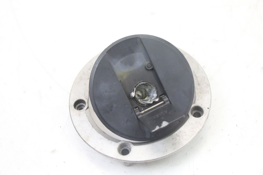 photo de BRANDSTOFFENDOP SUZUKI GSX F GSXF 650 (2007 - 2015) - Detail van het onderdeel