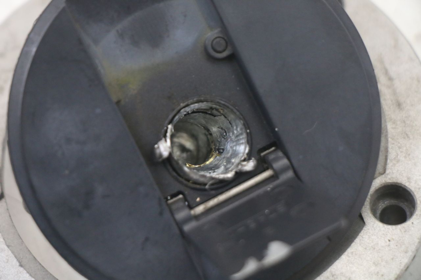 photo de BRANDSTOFFENDOP SUZUKI GSX F GSXF 650 (2007 - 2015) - Zoom op gebruiksstaat