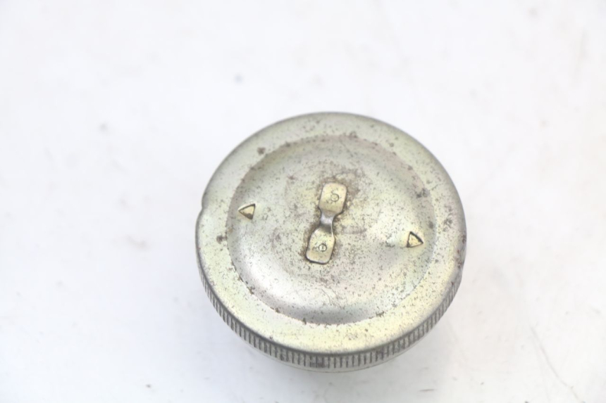 photo de BRANDSTOFFENDEKSEL TANK SYM ORBIT 2 4T 50 (2018 - 2022) - Zoom op gebruiksstaat