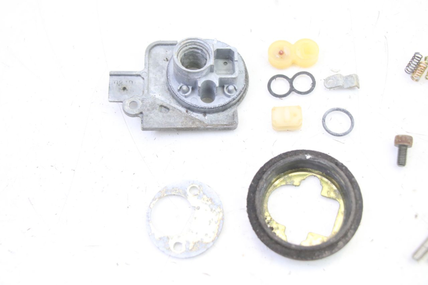 photo de BRANDSTOFFENDOP YAMAHA TDR DELTABOX 125 (1997 - 2003) - Bevestigingspunten