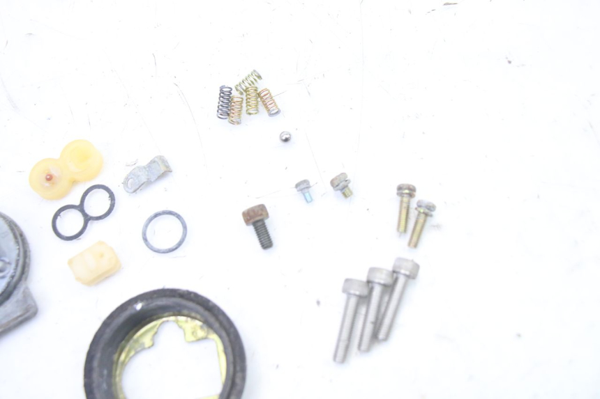 photo de BRANDSTOFFENDOP YAMAHA TDR DELTABOX 125 (1997 - 2003) - Staat van het oppervlak