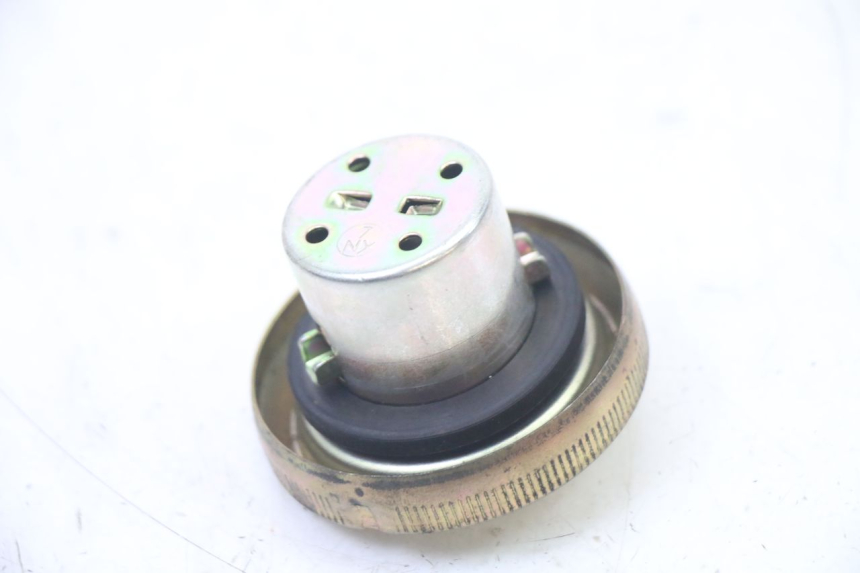 photo de BRANDSTOFFEDEKSEL TANK PEUGEOT TWEET 4T 50 (2018 - 2022) - Zoom op gebruiksstaat