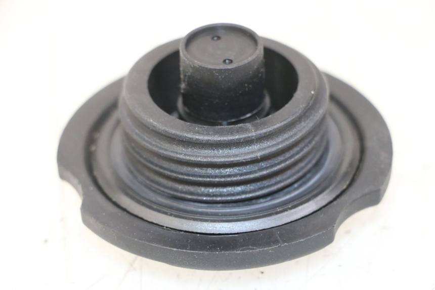 photo de BRANDSTOFFENDEKSEL TANK VENT DERAPAGE 50 (2018 - 2023) - Detail van het onderdeel