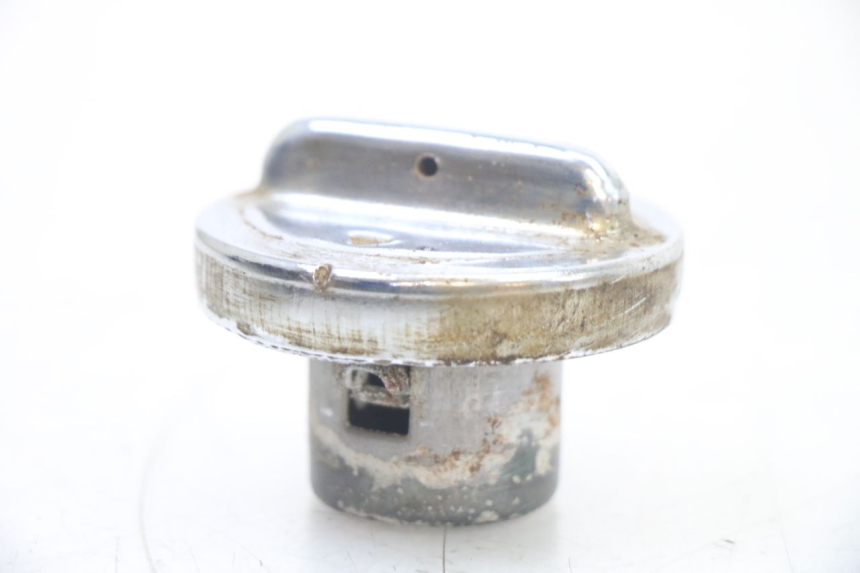 photo de BRANDSTOFFEDEKSEL TANK VONROAD YIBEN 125 (2006 - 2010) - Detail van het onderdeel