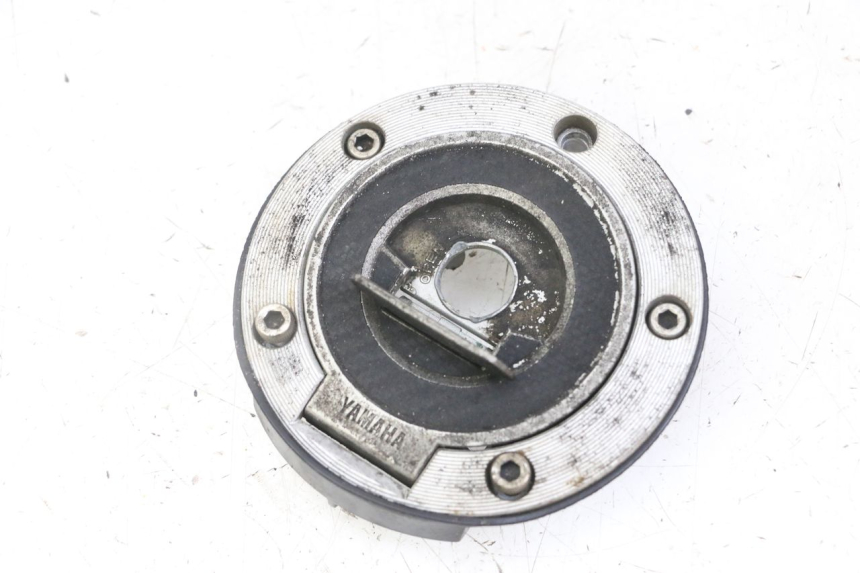 photo de BRANDSTOFFENDOP YAMAHA XJ6 ABS 600 (2008 - 2016) - Bevestigingspunten