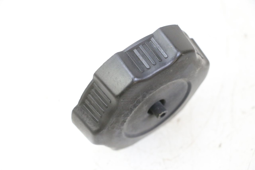 photo de BRANDSTOFFEDEKSEL TANK YAMAHA YFM R RAPTOR 250 (2008 - 2014) - Detail van het onderdeel
