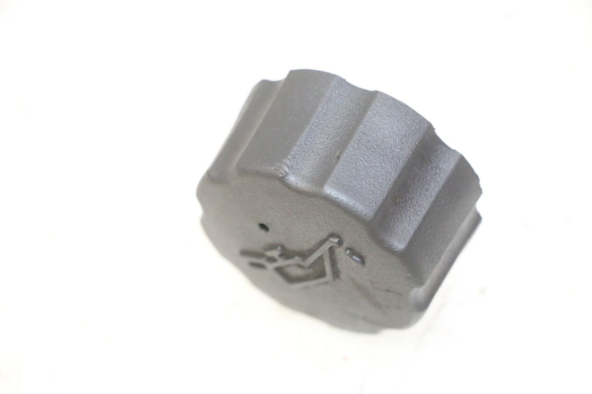 photo de OLIEVULKAP PEUGEOT ELYSTAR 50 (2002 - 2014) - Zoom op gebruiksstaat