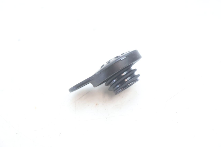 photo de OLIE TANKDOP YAMAHA SLIDER 50 (1999 - 2004) - Detail van het onderdeel