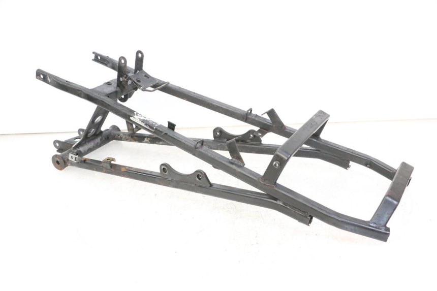 photo de ACHTERSTE FRAMEBOOG APRILIA RS 50 (1999 - 2005) - Bevestigingspunten