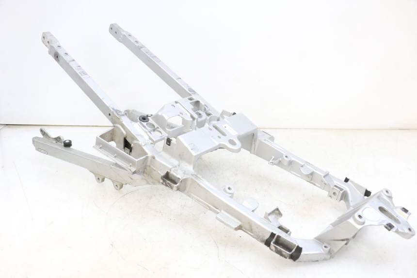 photo de ACHTERFRAME BEUGEL YAMAHA FJR ABS 1300 (2006 - 2012) - Andere kijkhoek