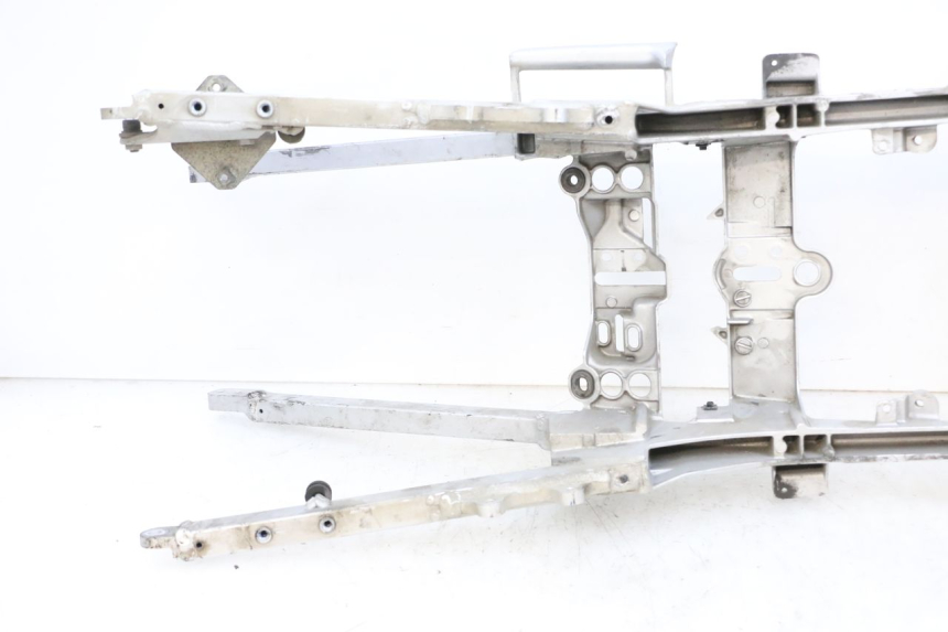 photo de ACHTERFRAME BEUGEL YAMAHA FJR ABS 1300 (2006 - 2012) - Zoom op gebruiksstaat