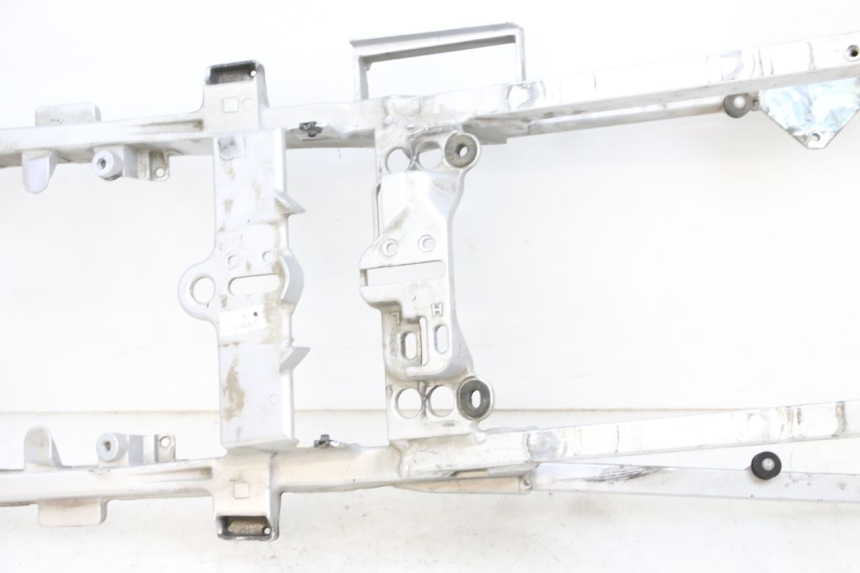 photo de ACHTERFRAME BEUGEL YAMAHA FJR ABS 1300 (2006 - 2012) - Markeringen en referenties