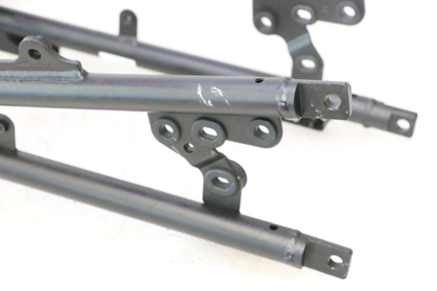 photo de ACHTERFRAME BEUGEL YAMAHA FZ8 800 (2010 - 2016) - Detail van het onderdeel