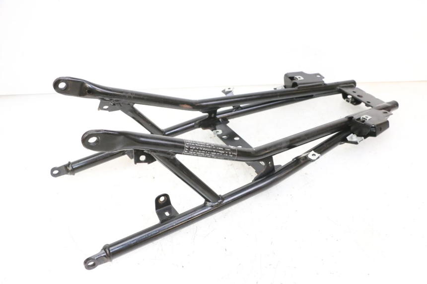 photo de ACHTERSTE FRAMEBOOG BMW G310 R 310 (2016 - 2020) - Detail van het onderdeel