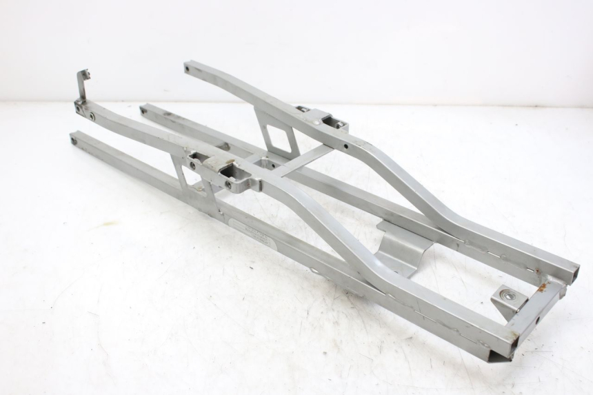 photo de ACHTERFRAME BEUGEL DERBI GPR 50 (2004 - 2009) - Overzicht