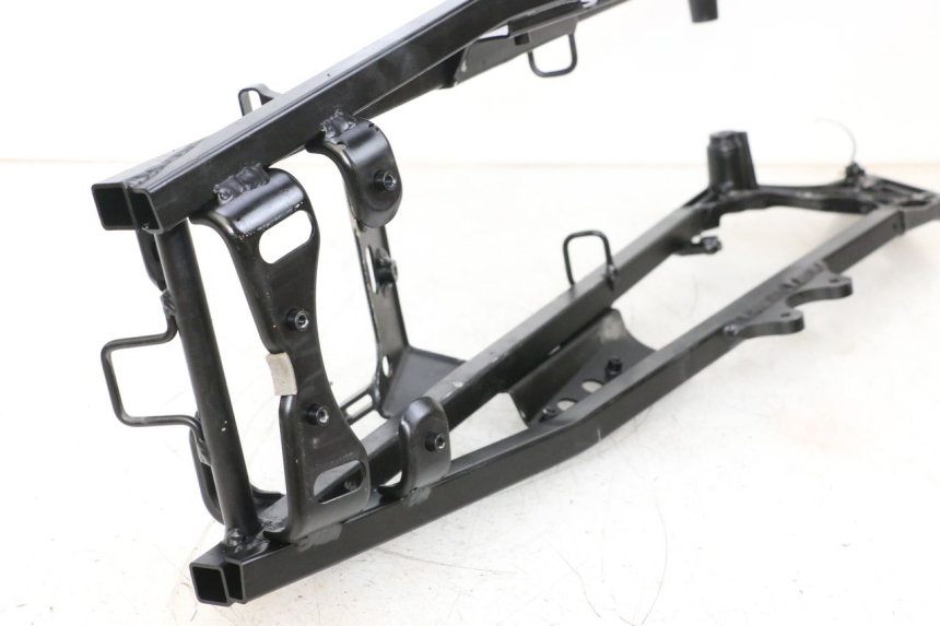 photo de ACHTERFRAME LUS SUZUKI GSXR GSX-R 1000 (2003 - 2004) - Detail van het onderdeel