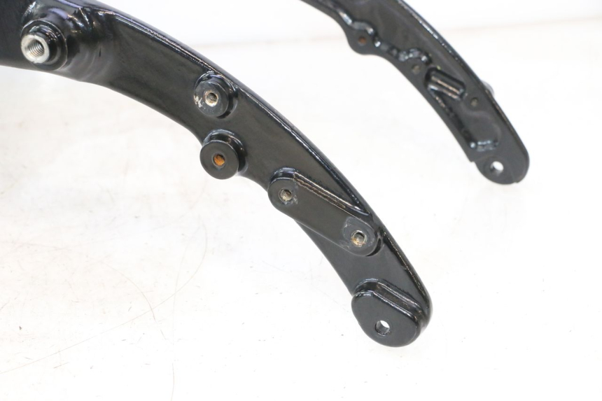 photo de Achterframe lus HARLEY DAVIDSON ROAD GLIDE FLTRXSE 1920 (2018 - 2022) - Staat van het oppervlak