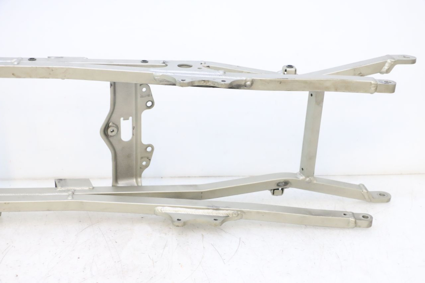 photo de Achterframe lus KAWASAKI ZX-6R ZX6R 600 (2000 - 2002) - Detail van het onderdeel