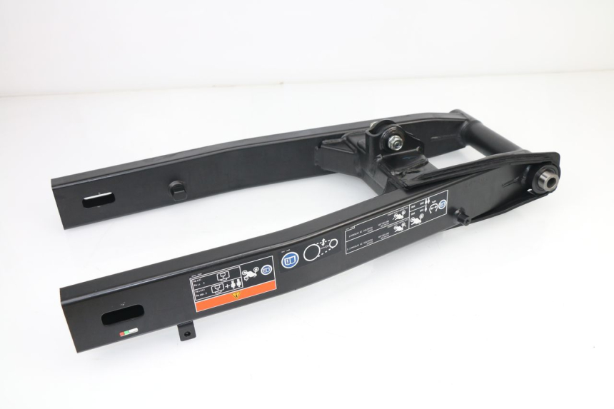 photo de SCHOMMELARM HONDA CB F CBF ABS 500 (2013 - 2015) - Andere kijkhoek