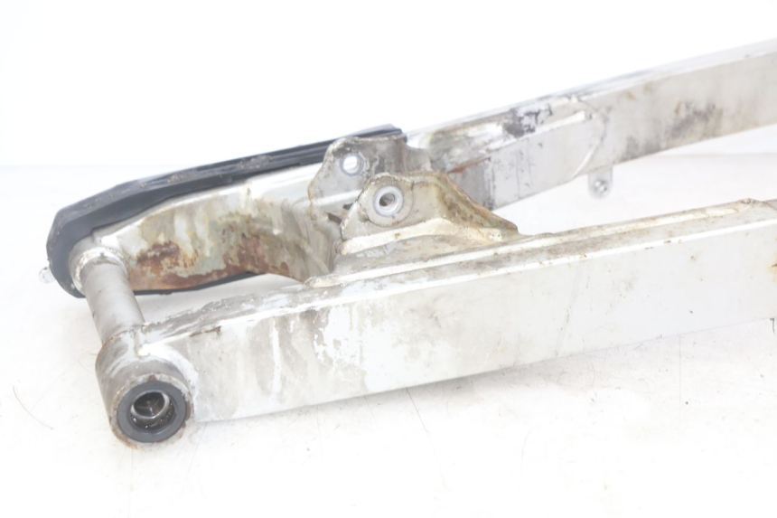 photo de SCHOMMELARM HONDA CBR F SC25 1000 (1989 - 1992) - Overzicht